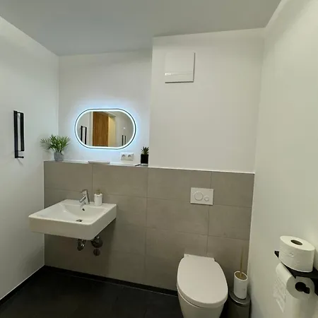 Eleganz Im Zentrum, Ostsee, Luebeck & Hotspots Nah! *